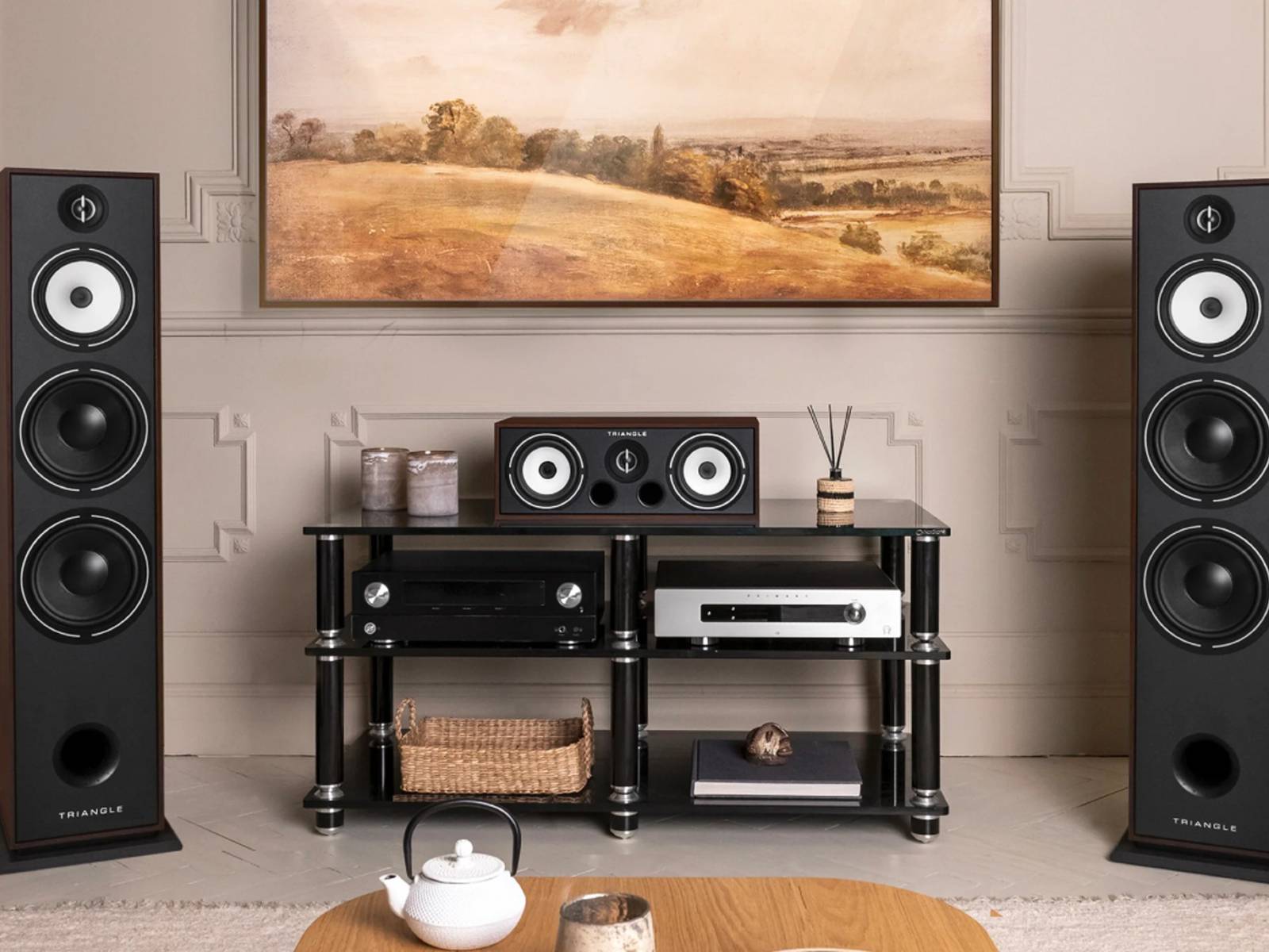 TheSoundstour Home of Speakers